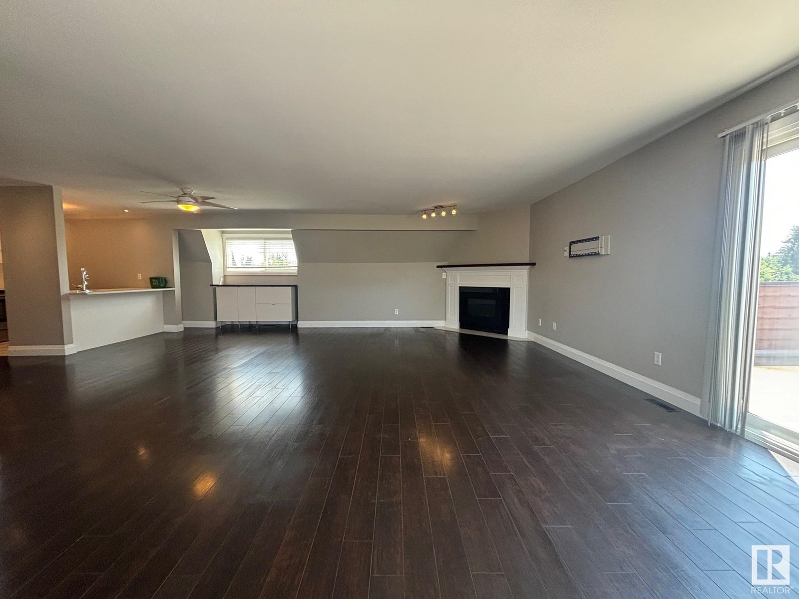 Property at 5979 40 AV NW image 5