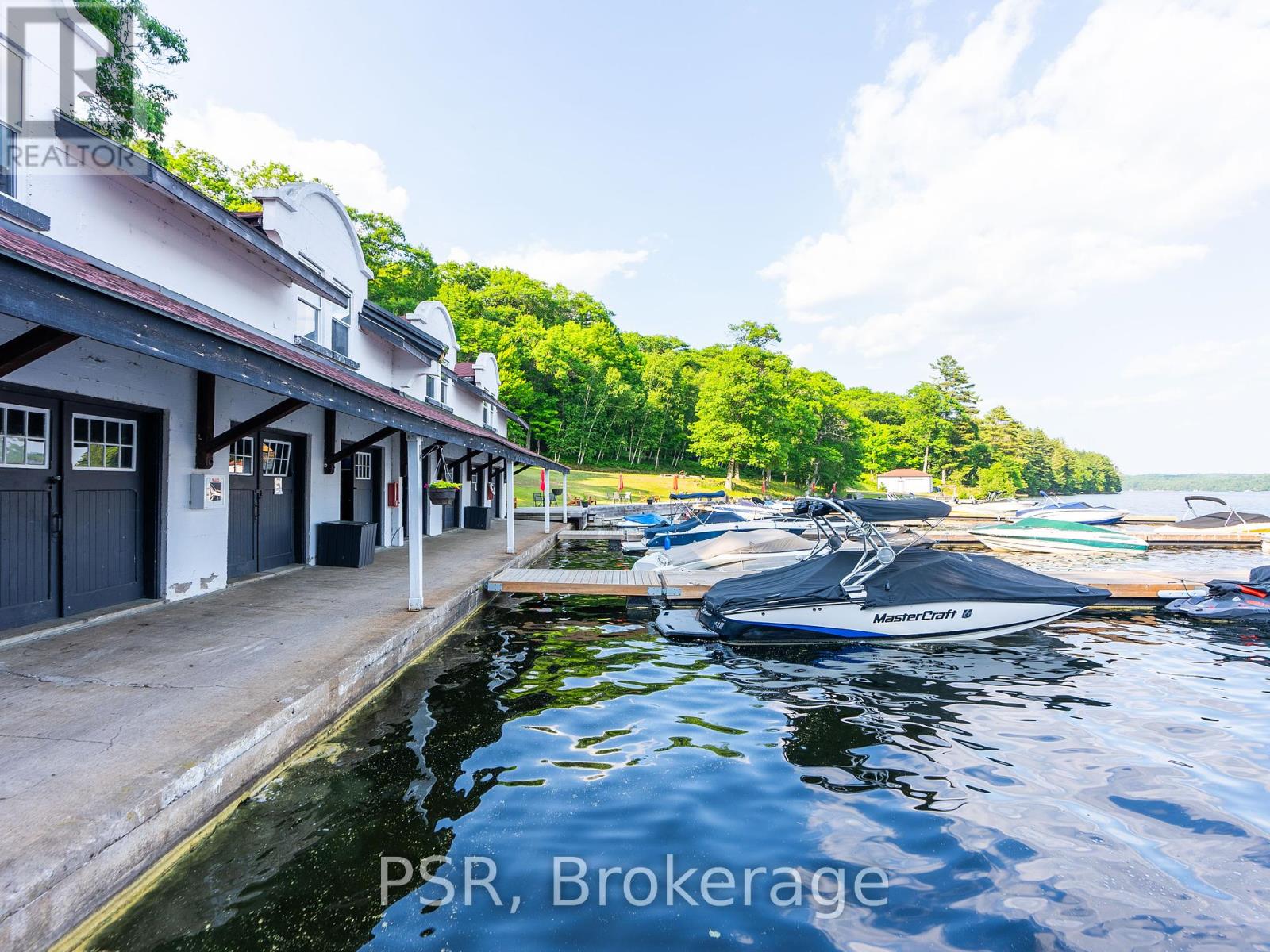 319 - 12 Bigwin Island, Lake Of Bays, Ontario  P0B 1A0 - Photo 28 - X12236254