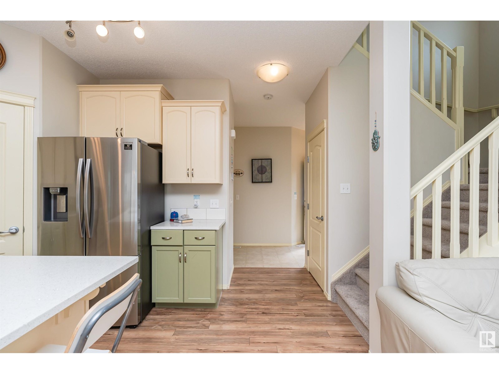 Property at 632 176 ST SW image 4