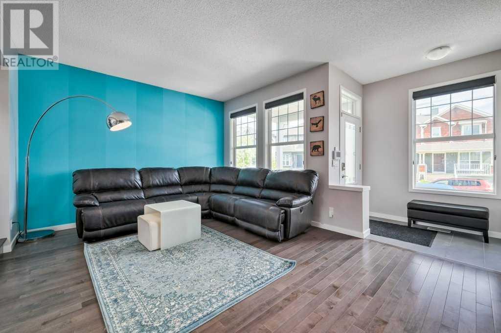 Property at 277 Cranford Park SE image 4