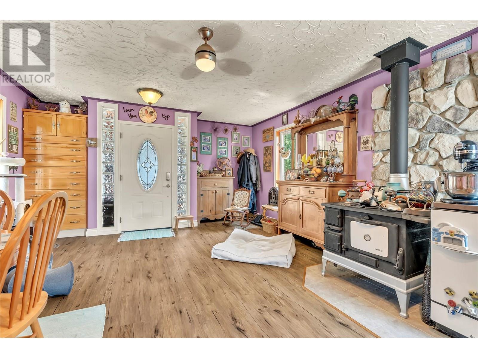 800 Copper Mountain Road, Princeton, British Columbia  V0X 1W0 - Photo 8 - 10349292