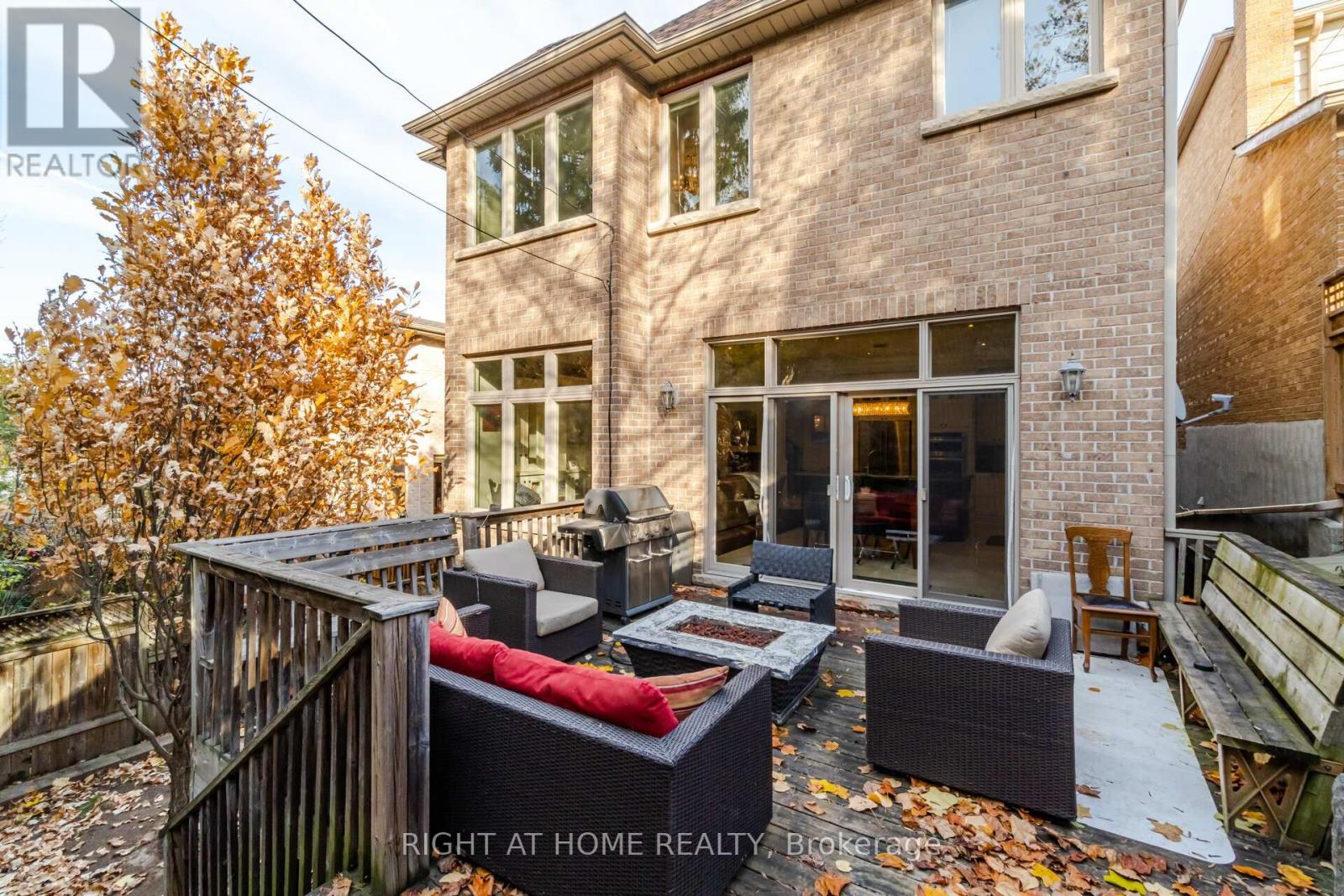 12 Walder Avenue, Toronto, Ontario  M4P 2R5 - Photo 35 - C12237156