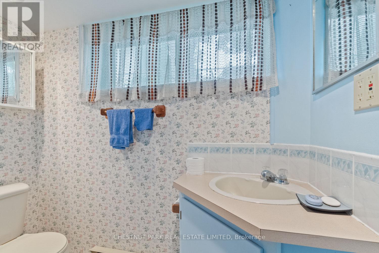 2 Gallacher Avenue, Richmond Hill, Ontario  L4E 2W9 - Photo 27 - N12237091