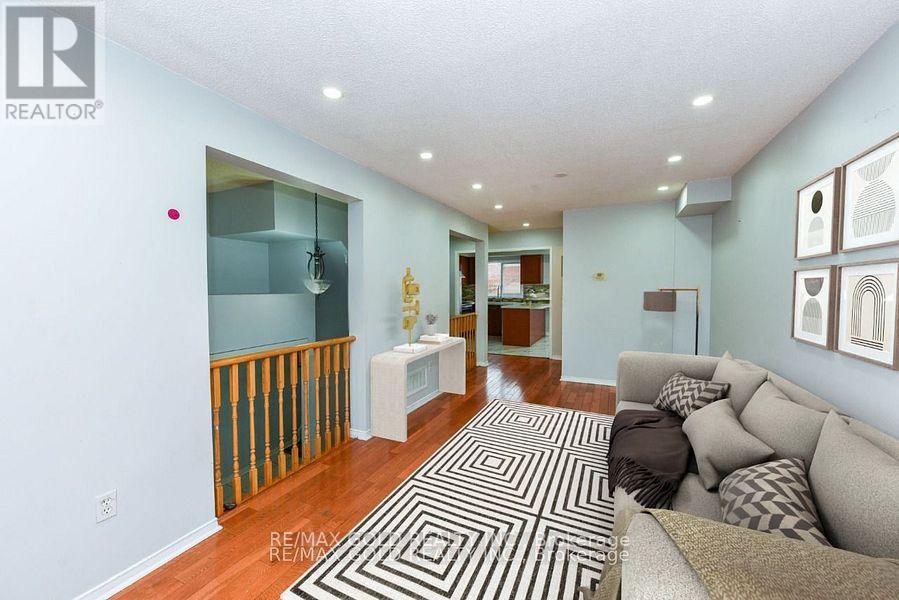 21 - 170 Havelock Drive, Brampton (Fletcher's Creek South), Ontario  L6W 4T3 - Photo 11 - W12237092