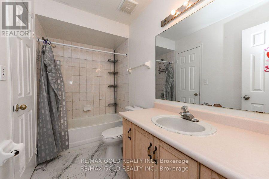 21 - 170 Havelock Drive, Brampton (Fletcher's Creek South), Ontario  L6W 4T3 - Photo 14 - W12237092