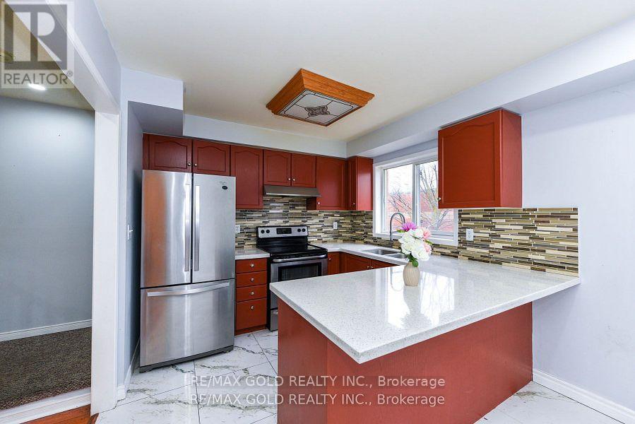 21 - 170 Havelock Drive, Brampton (Fletcher's Creek South), Ontario  L6W 4T3 - Photo 8 - W12237092