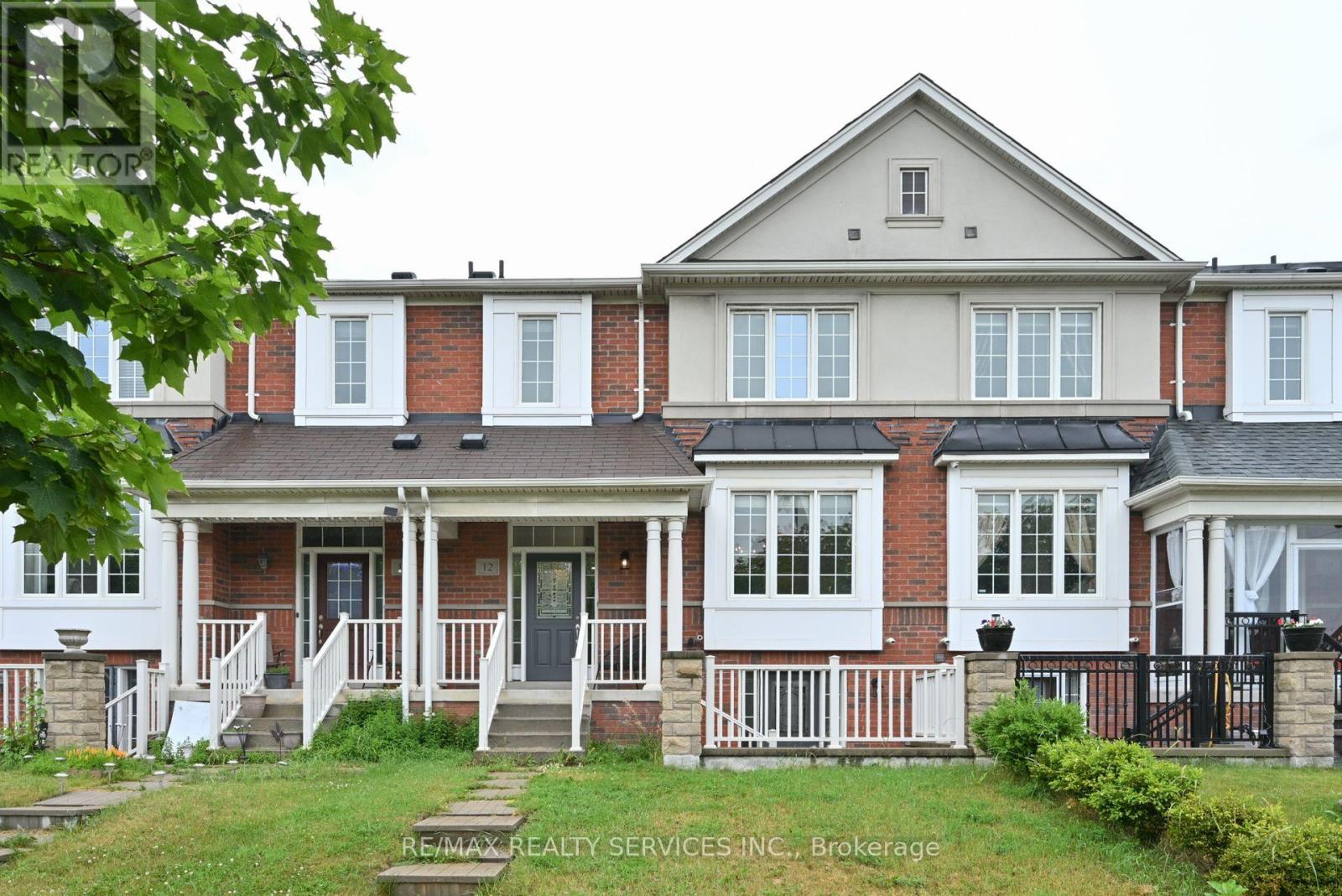 Property at 12 BELLCHASE TRAIL image 1