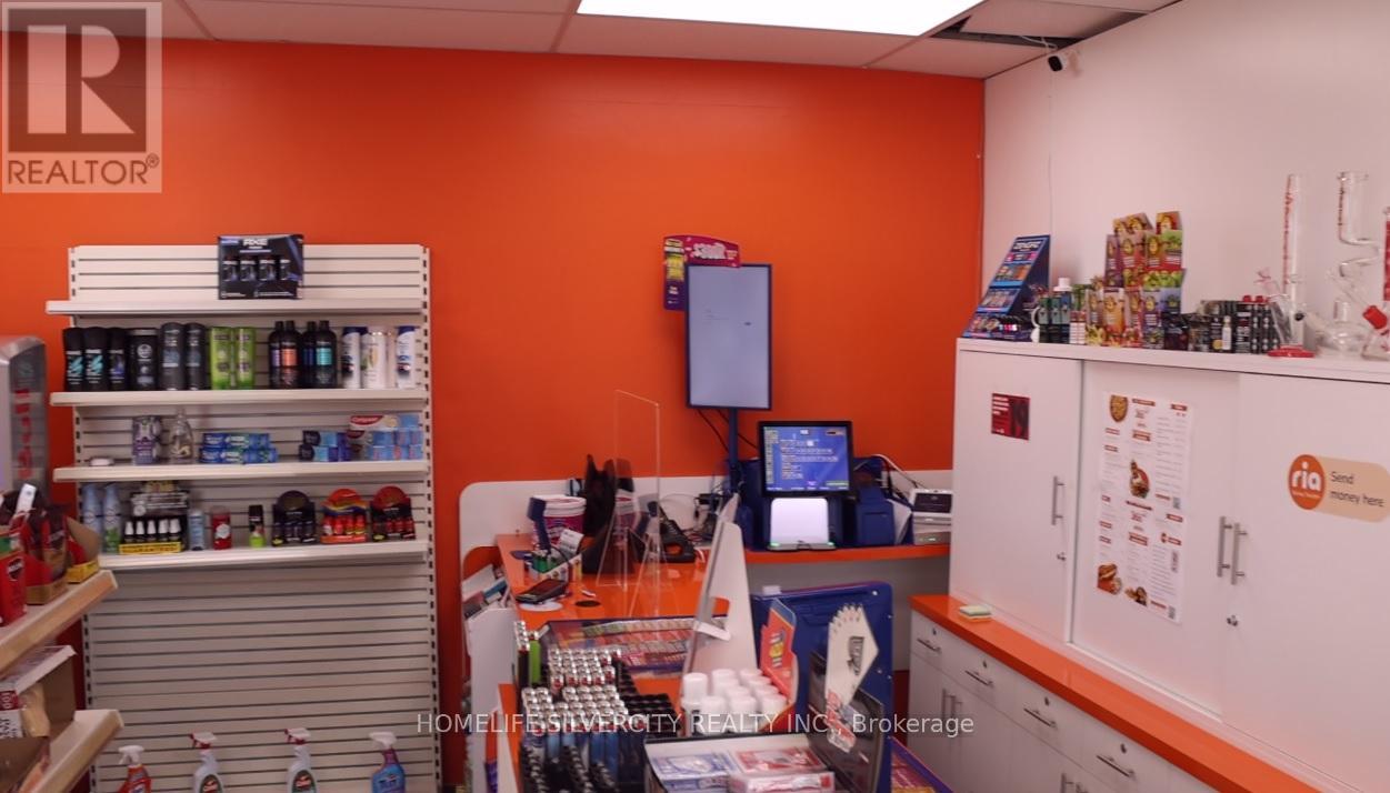 9 - 168 Kennedy Road, Brampton (Brampton South), Ontario  L6W 3G6 - Photo 9 - W12237139
