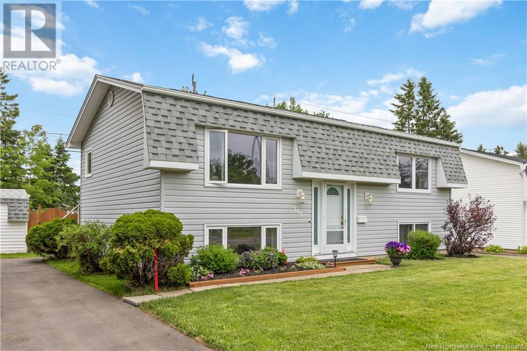 Property at 106 Knox Drive image 3