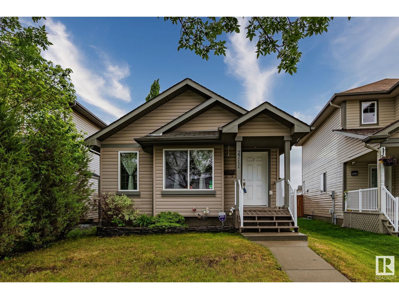 Property at 2711 24 ST NW image 1