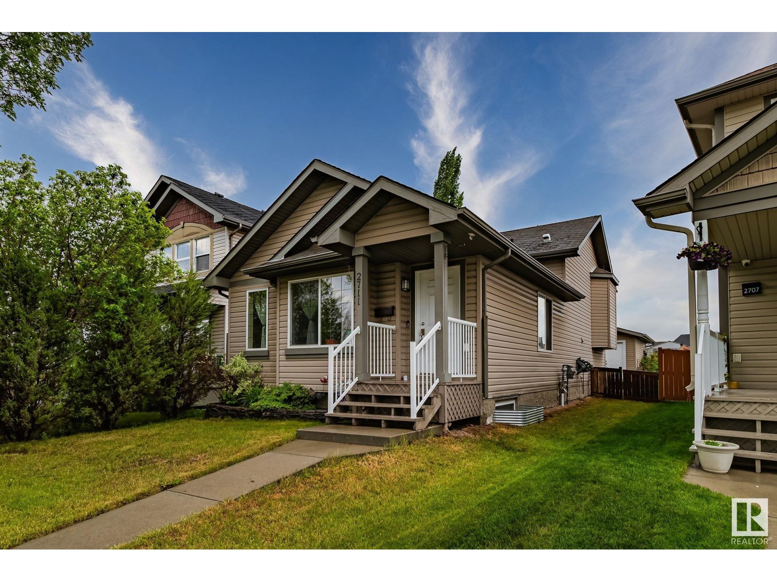 Property at 2711 24 ST NW image 3