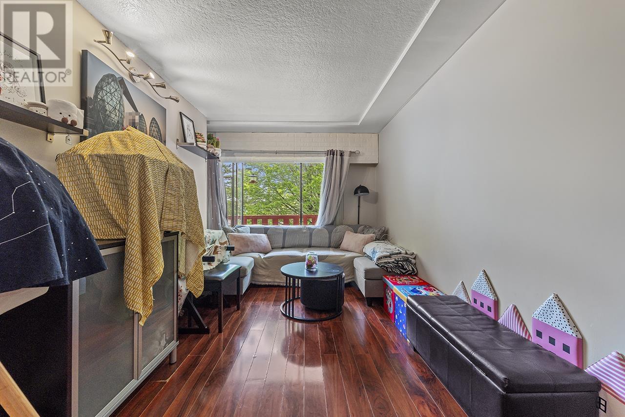 4867 Chatham Street, Vancouver, British Columbia  V5R 3Z1 - Photo 10 - R3018437