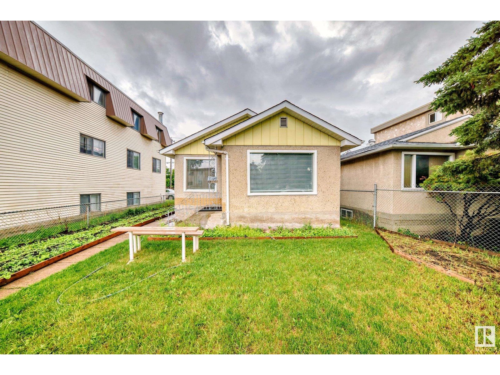 Property at 12008 66 ST NW image 1