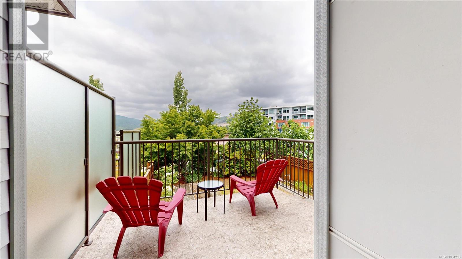 Property at 3016 Urban Creek Way image 3
