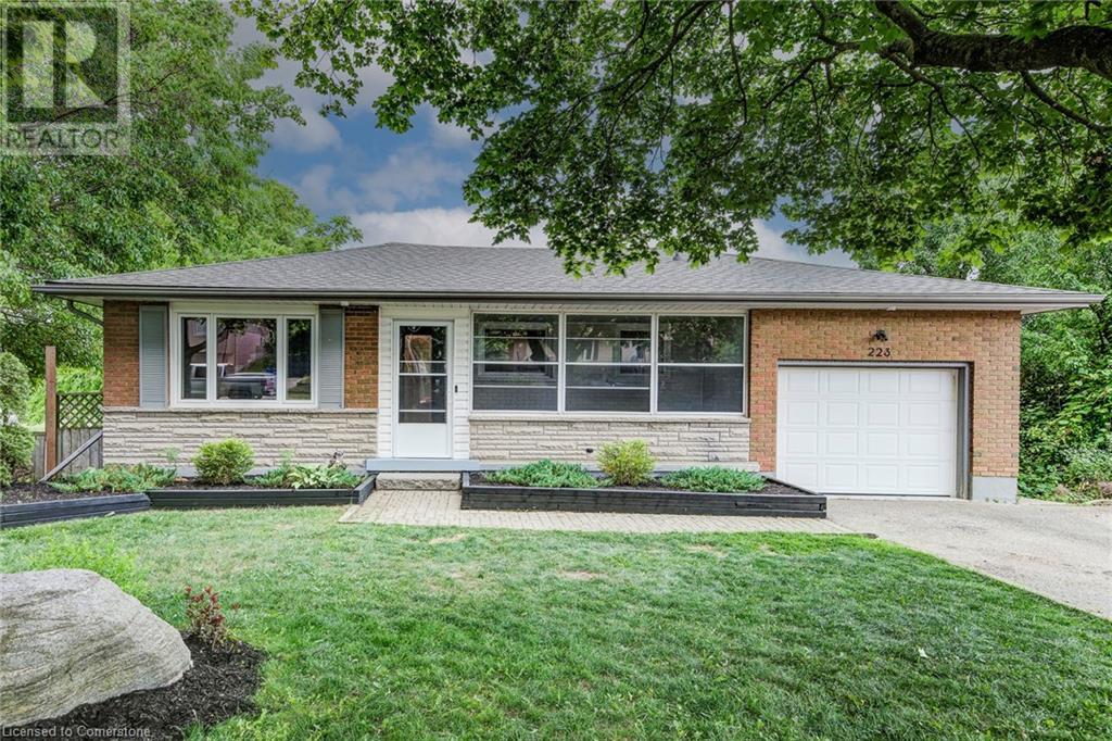 Property at 223 WILLIAMSBURG Road image 1