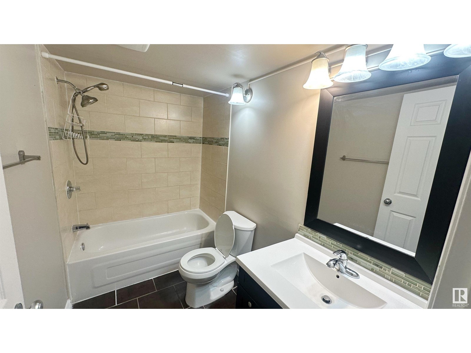 Property at #103 2545 116 ST NW image 5