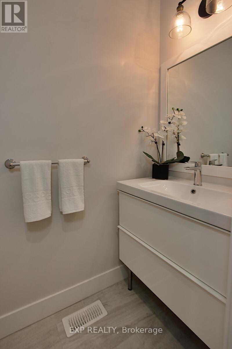 84 Thames Springs Crescent, Zorra (Thamesford), Ontario  N0M 2M0 - Photo 21 - X12237279