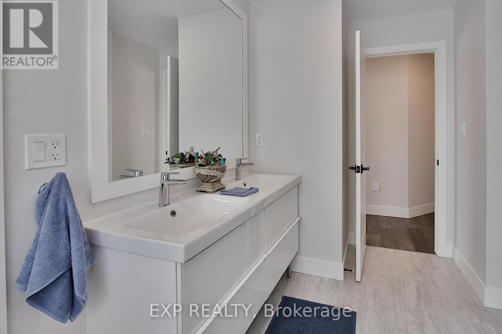 84 Thames Springs Crescent, Zorra (Thamesford), Ontario  N0M 2M0 - Photo 29 - X12237279