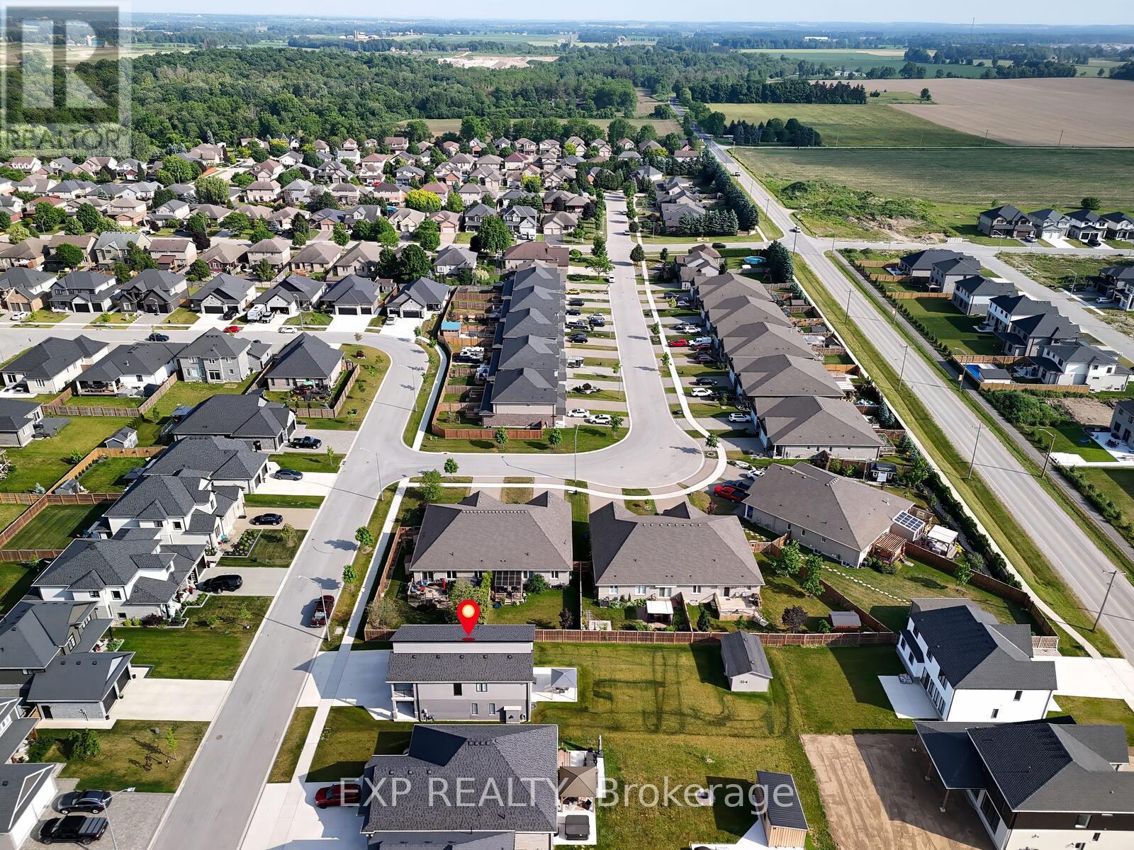 84 Thames Springs Crescent, Zorra (Thamesford), Ontario  N0M 2M0 - Photo 48 - X12237279