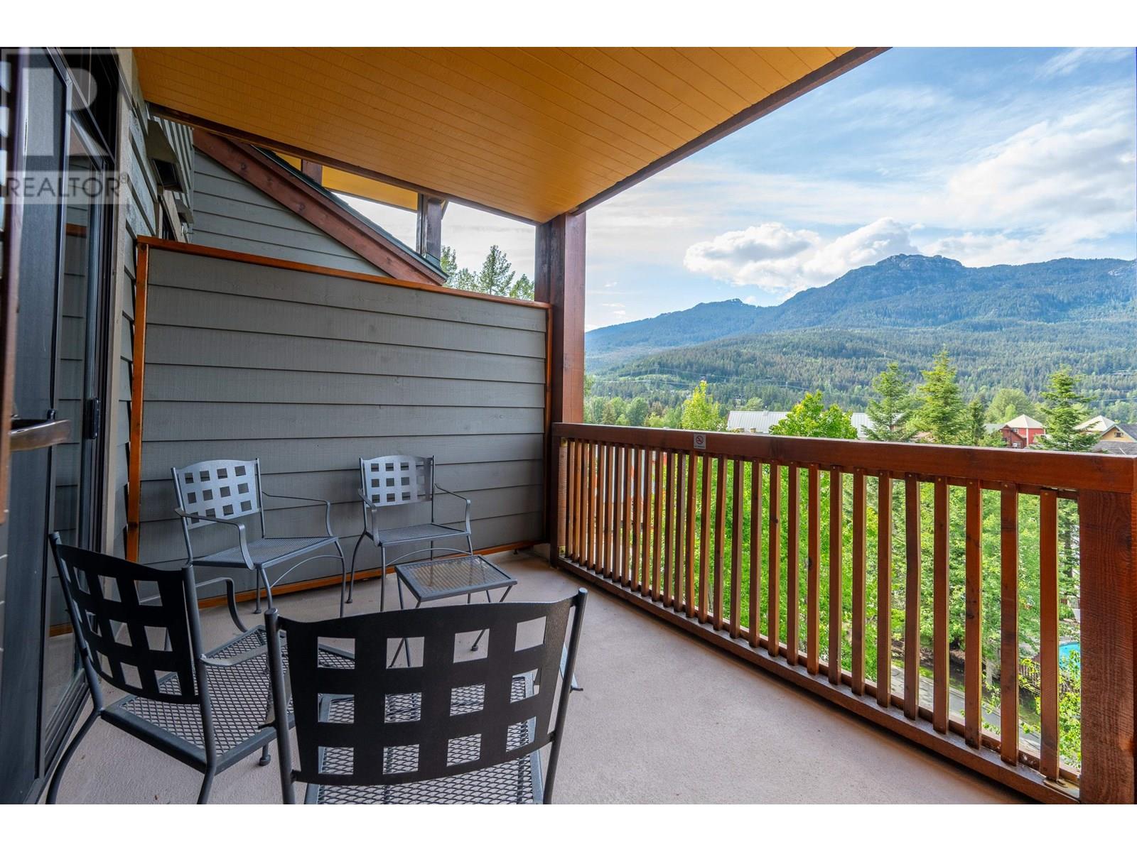 524 2202 Gondola Way, Whistler, British Columbia  V8E 0M7 - Photo 4 - R3018462