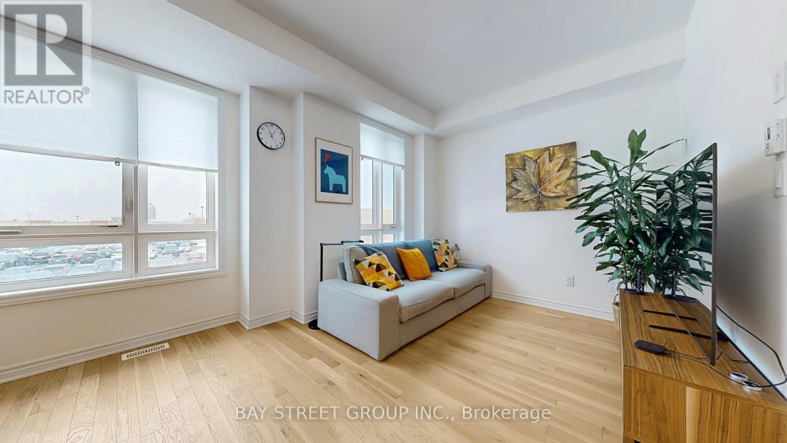 Property at 88 IMPERIAL COLLEGE LANE image 4
