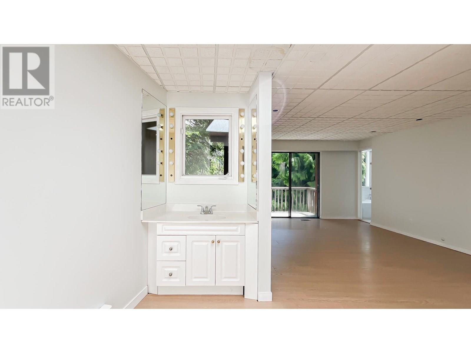 568 St. Andrews Place, West Vancouver, British Columbia  V7S 1V8 - Photo 23 - R3012507