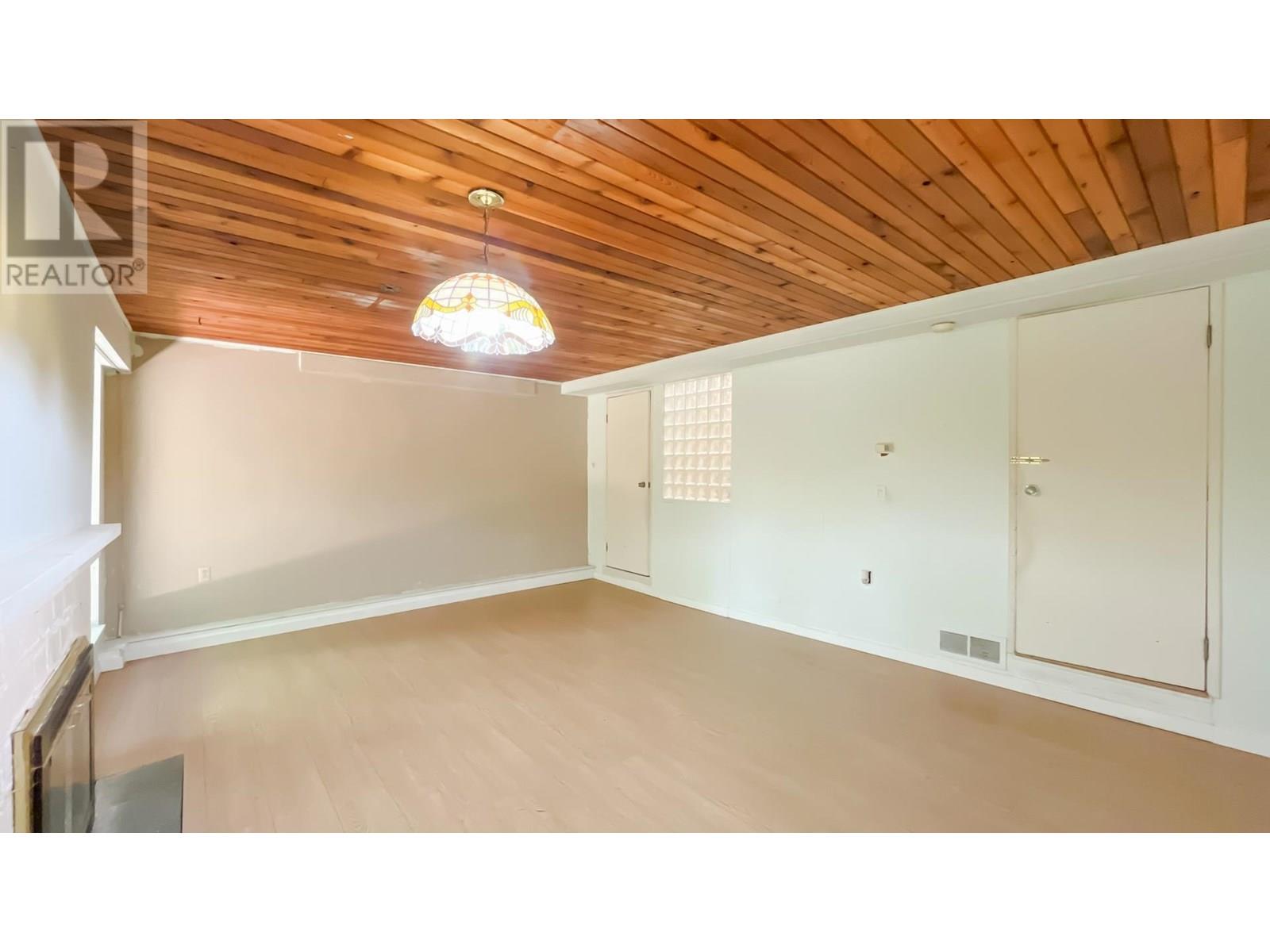 568 St. Andrews Place, West Vancouver, British Columbia  V7S 1V8 - Photo 35 - R3012507