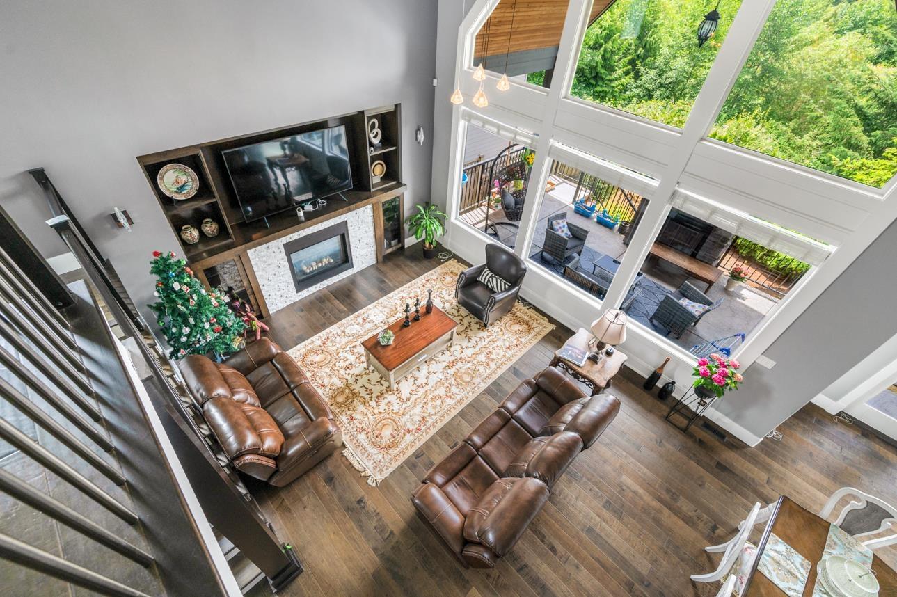 Property at 2785 161 STREET image 2