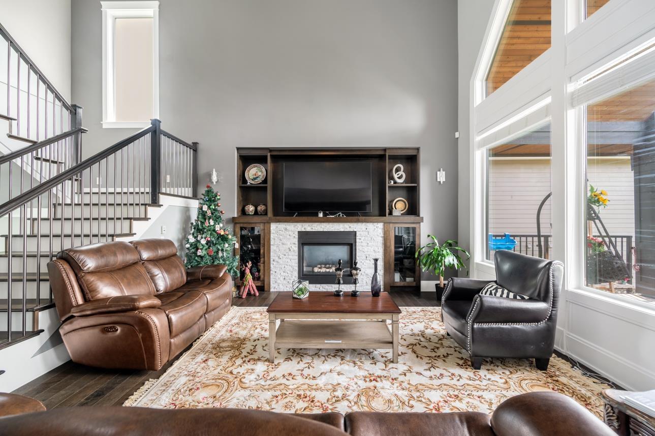 Property at 2785 161 STREET image 3