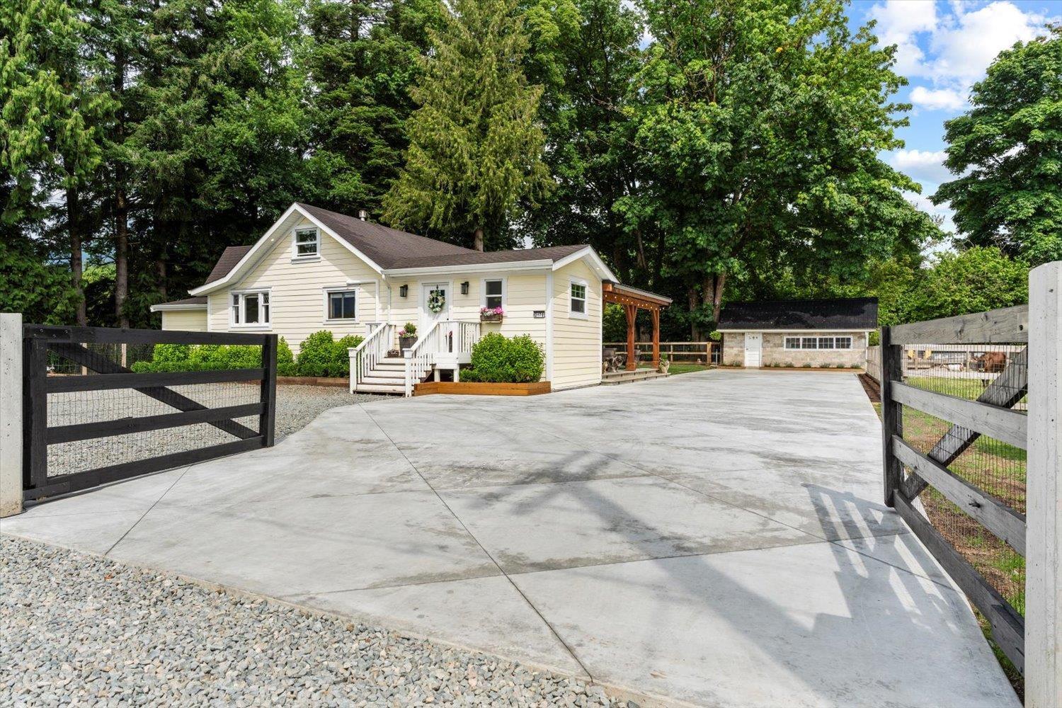 Property at 2170 ASHTON ROAD image 1