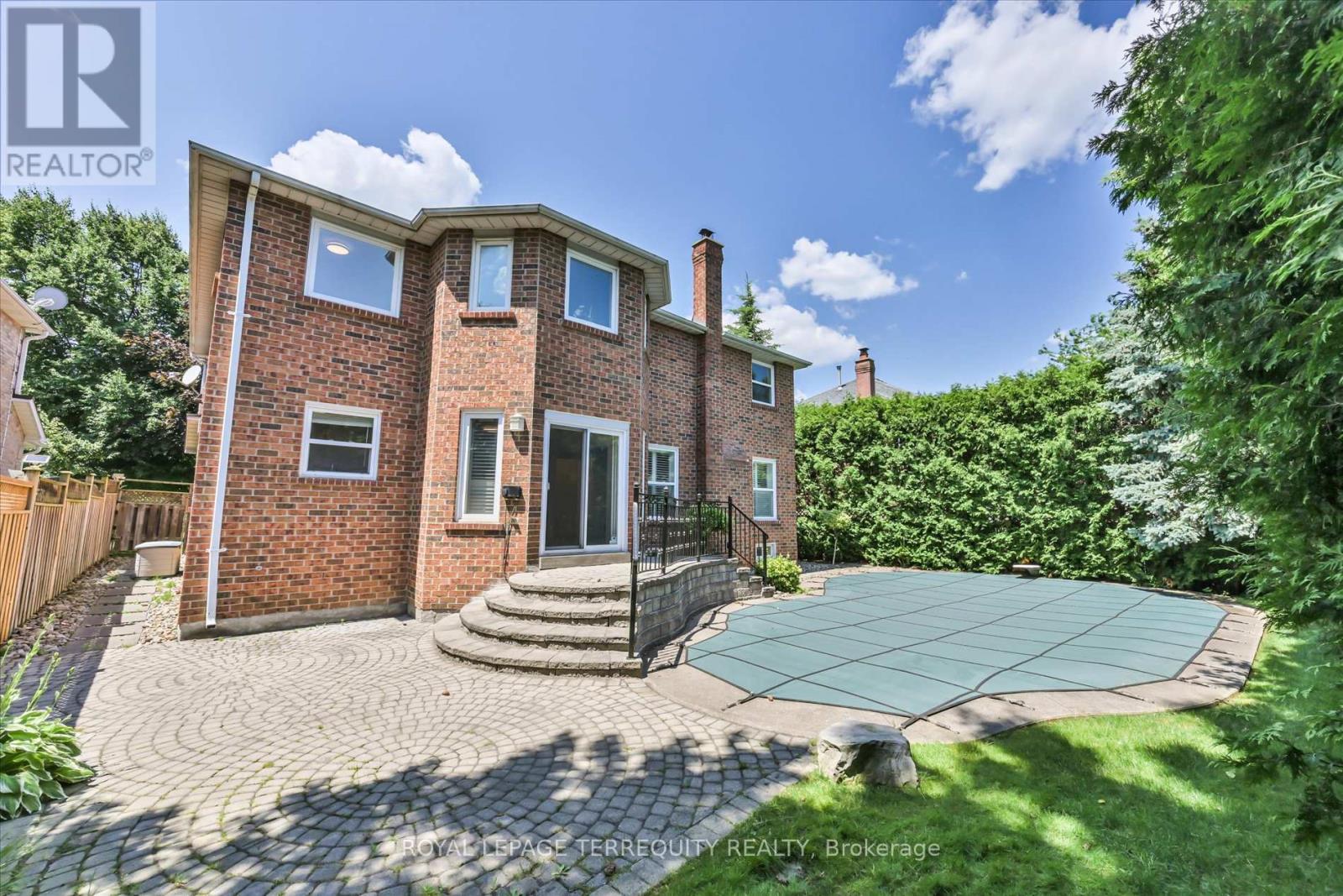 2216 Dunvegan Avenue, Oakville, Ontario  L6J 6P7 - Photo 40 - W12237209
