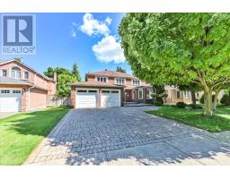 2216 DUNVEGAN AVENUE, Oakville, Ontario