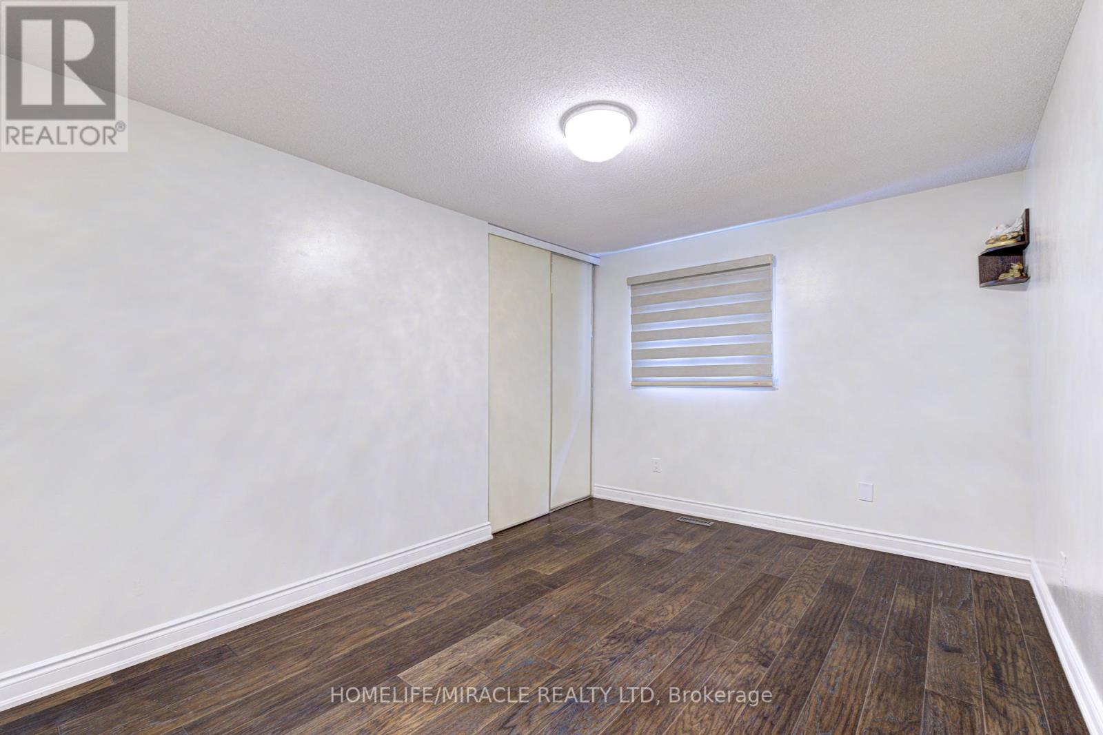 55 Castlehill Road, Brampton, Ontario  L6X 4C9 - Photo 34 - W12237218