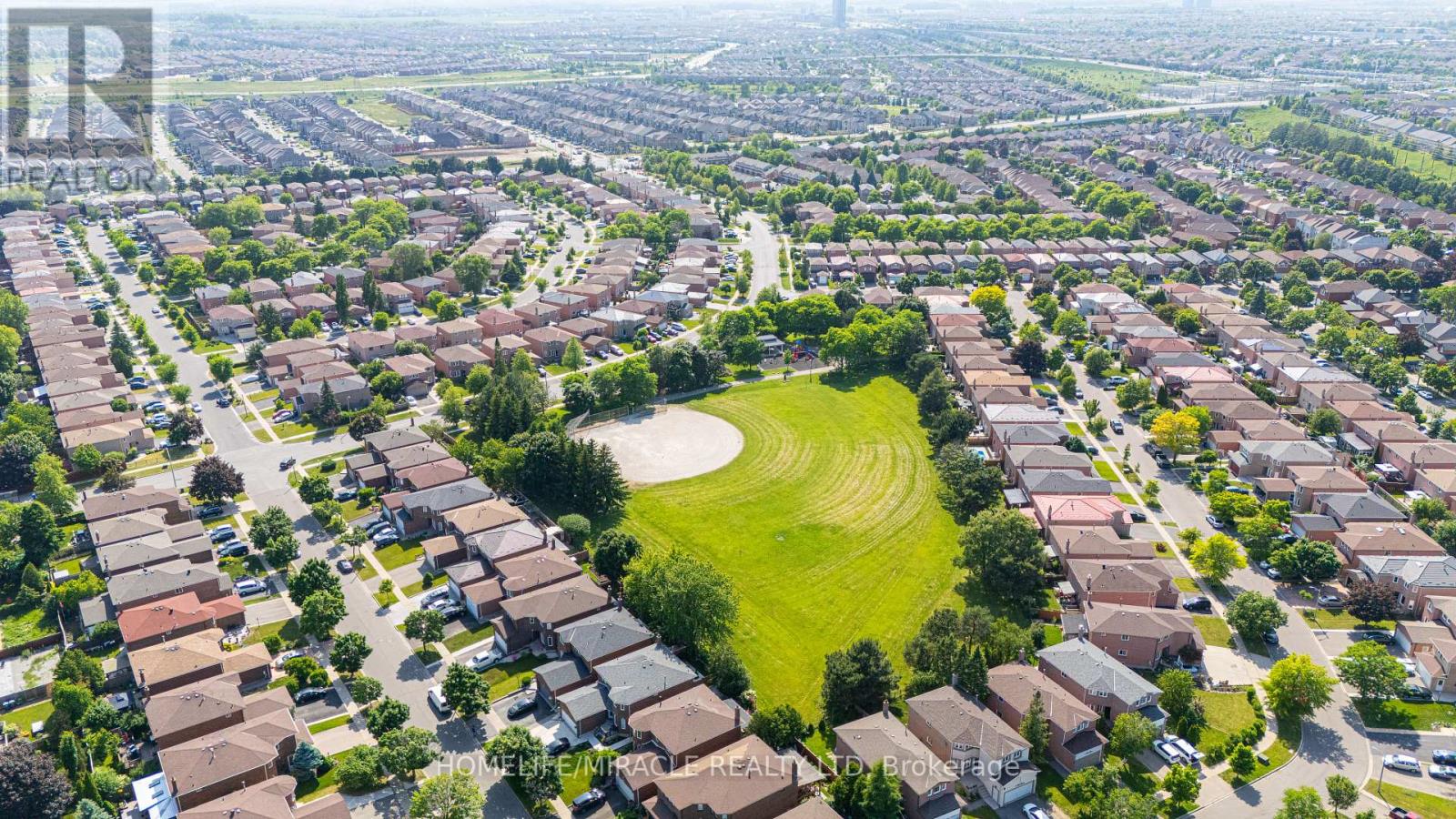 55 Castlehill Road, Brampton, Ontario  L6X 4C9 - Photo 49 - W12237218