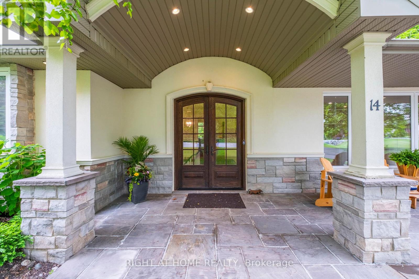 Property at 14 MCBRIDE COURT image 2