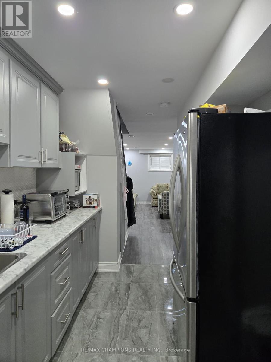 115 Medici Lane, Hamilton, Ontario  L9B 0G8 - Photo 21 - X12237310