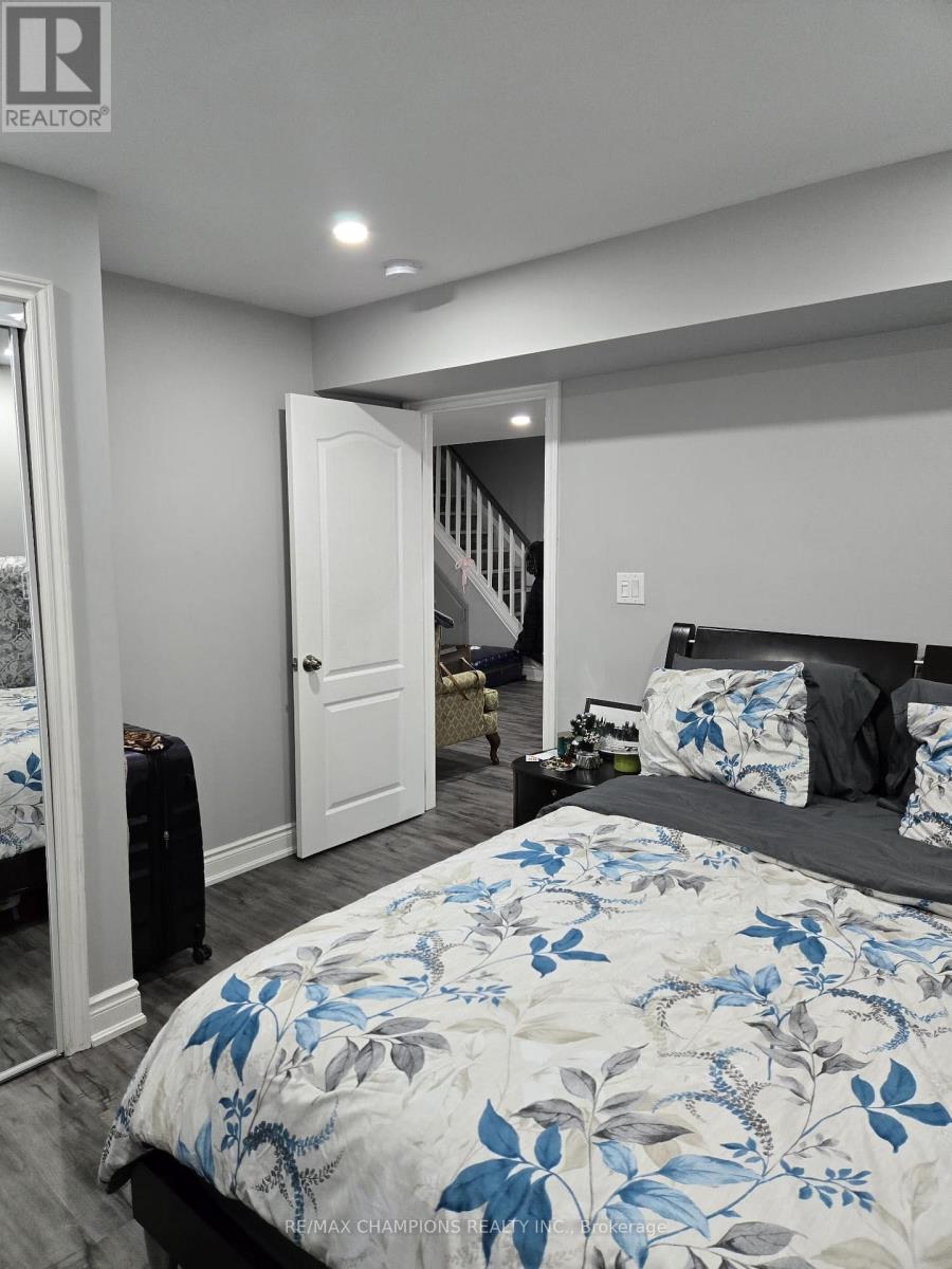 115 Medici Lane, Hamilton, Ontario  L9B 0G8 - Photo 23 - X12237310
