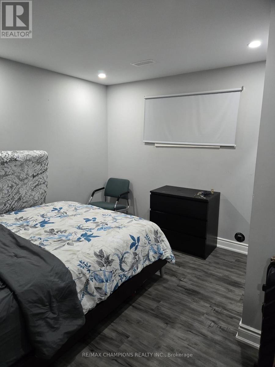 115 Medici Lane, Hamilton, Ontario  L9B 0G8 - Photo 24 - X12237310