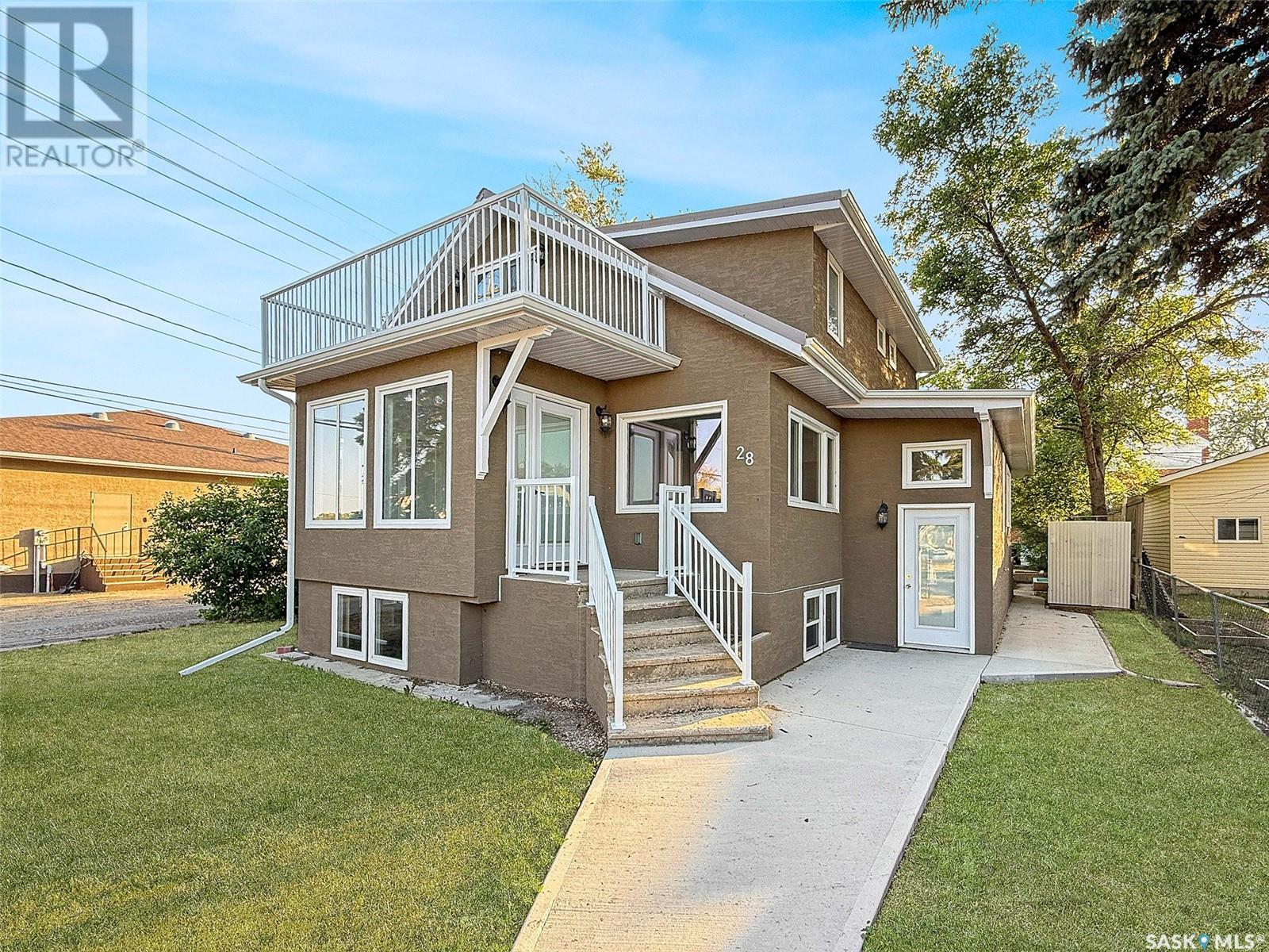 28 3rd AVENUE NE, swift current, Saskatchewan