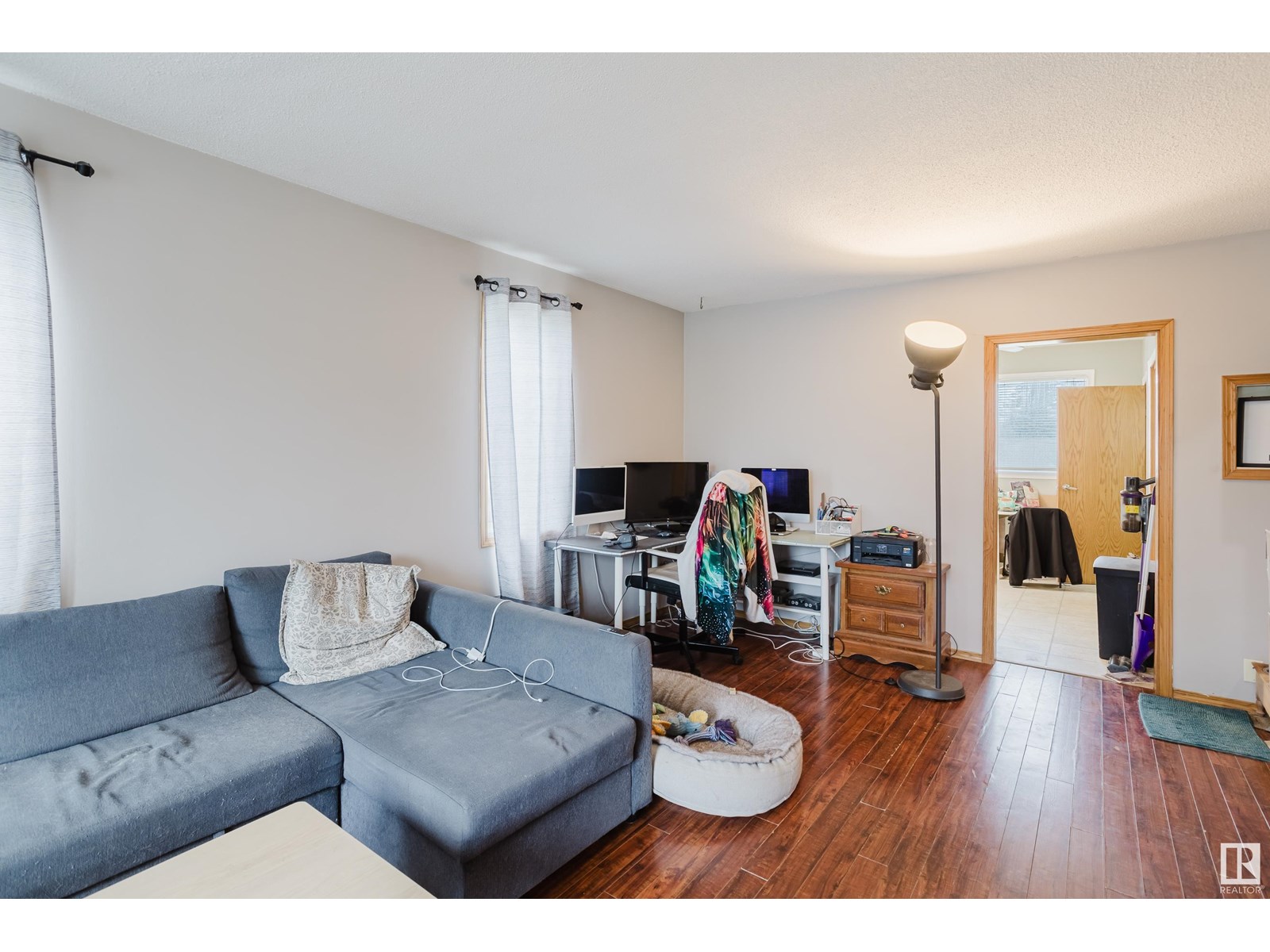 Property at 12736 130 ST NW image 4