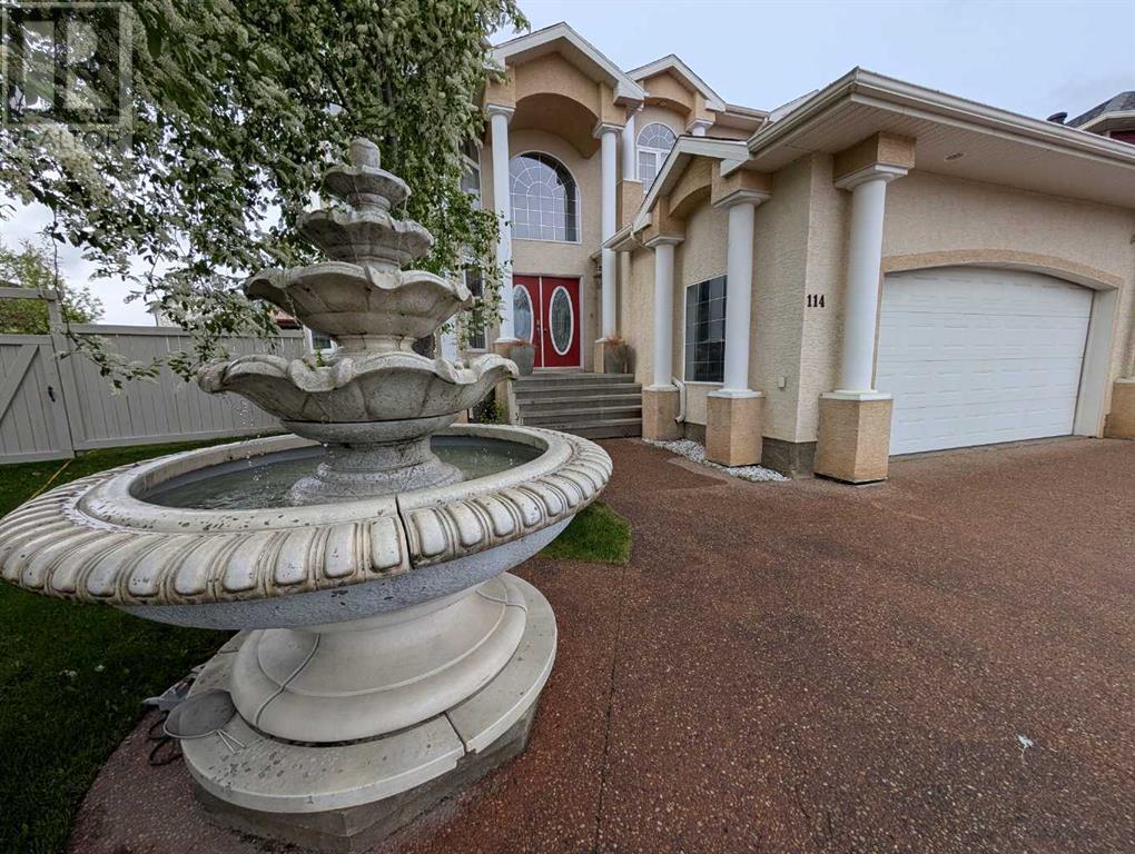 Property at 114 Laboucane Bay image 2