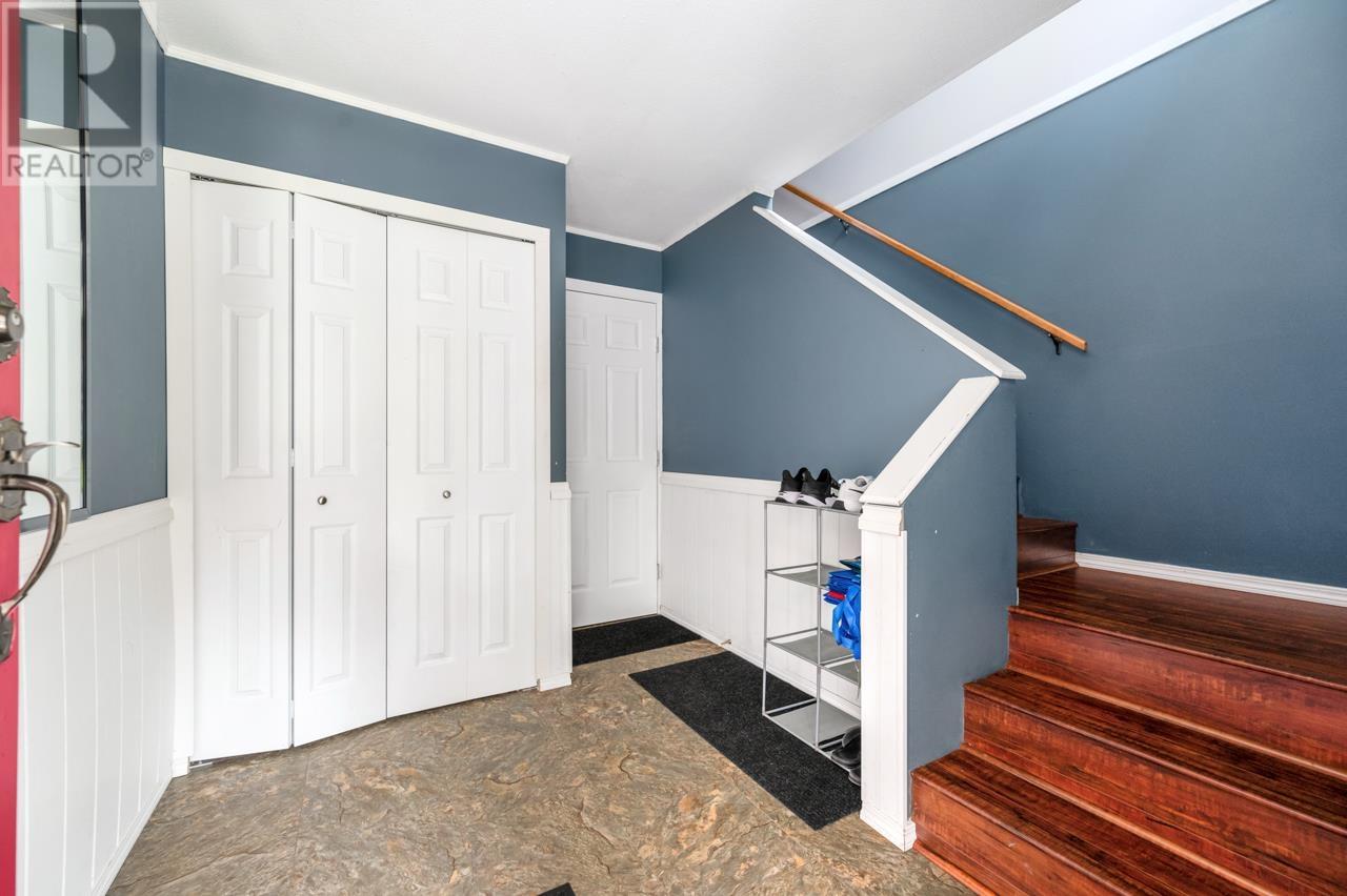 Property at 20835 WICKLUND AVENUE image 3