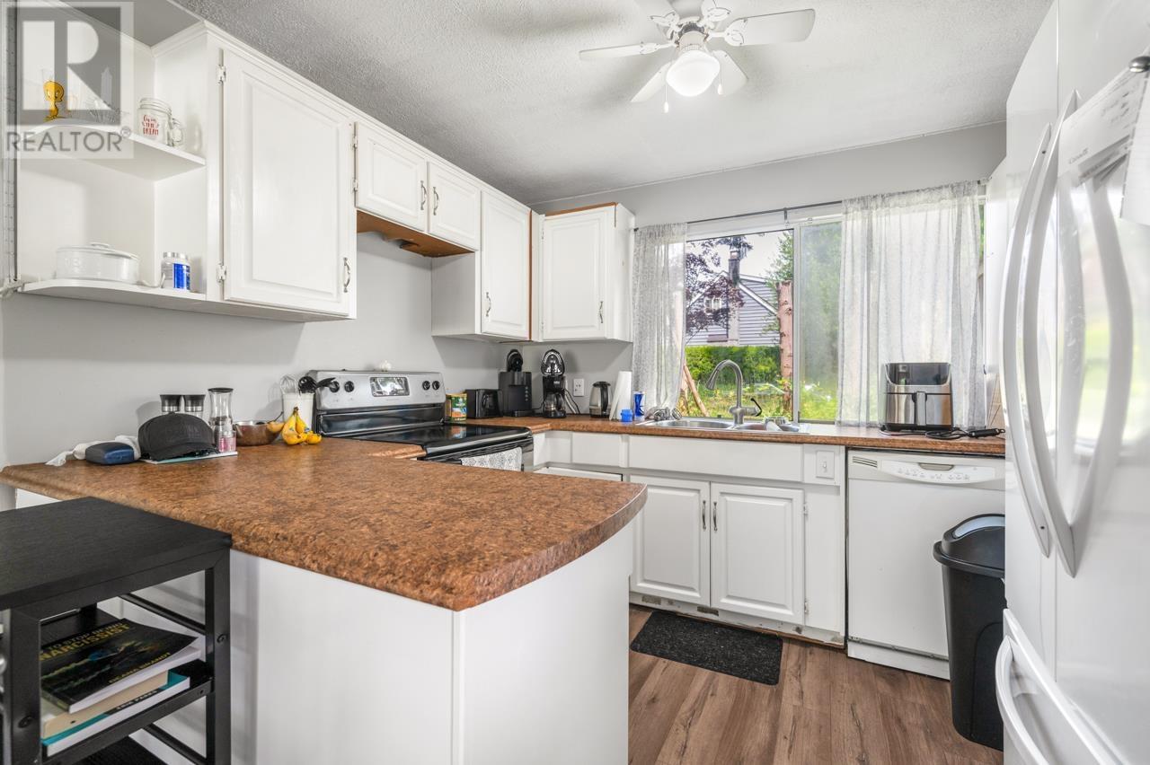 20835 Wicklund Avenue, Maple Ridge, British Columbia  V2X 8E8 - Photo 16 - R3015283