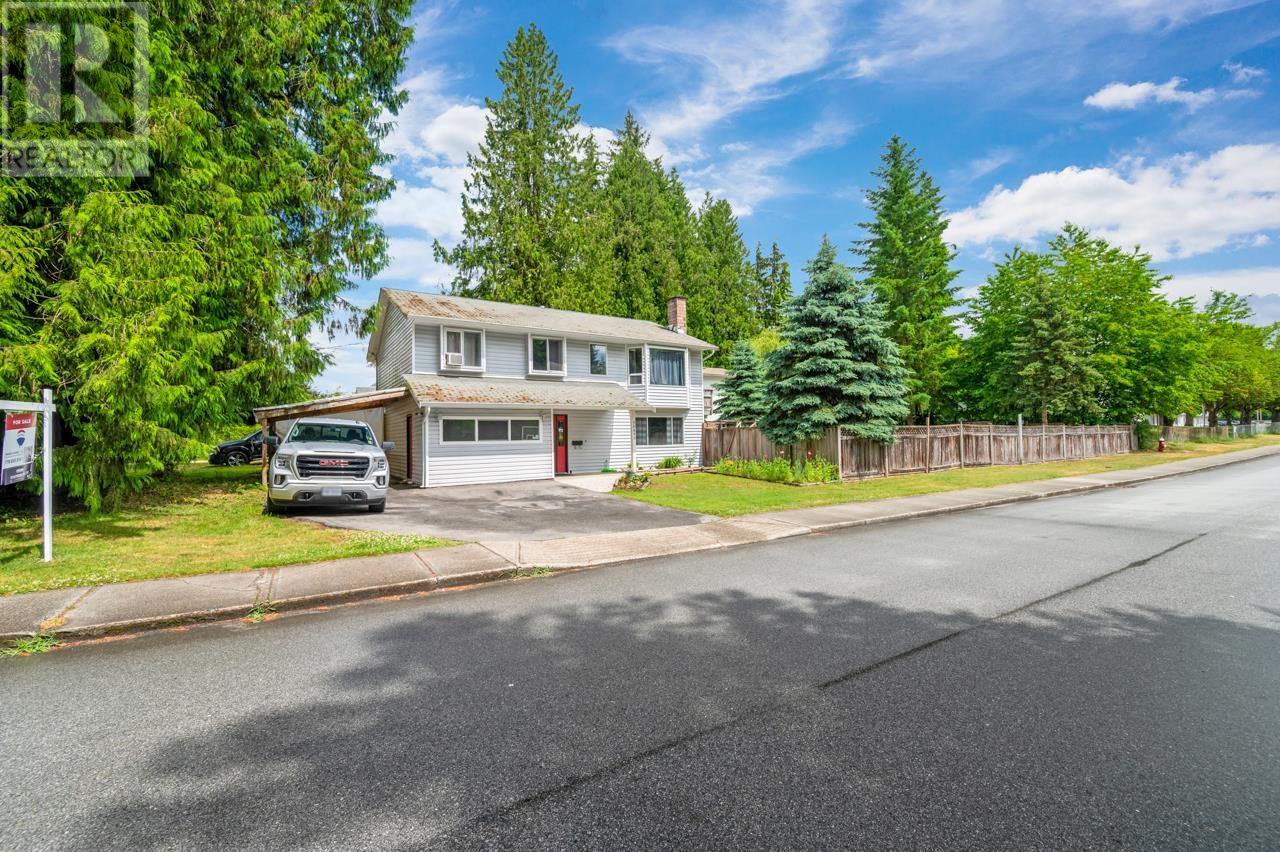 Property at 20835 WICKLUND AVENUE image 1