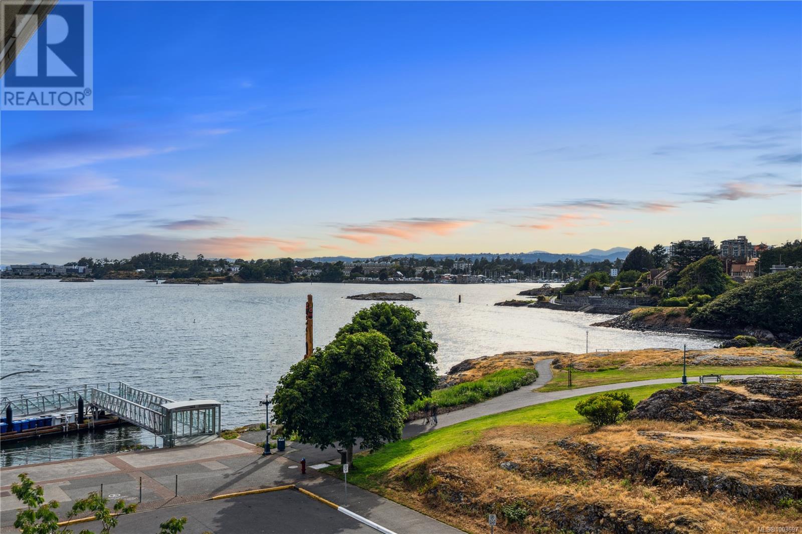 401 11 Cooperage Pl, victoria, British Columbia V9A7J9