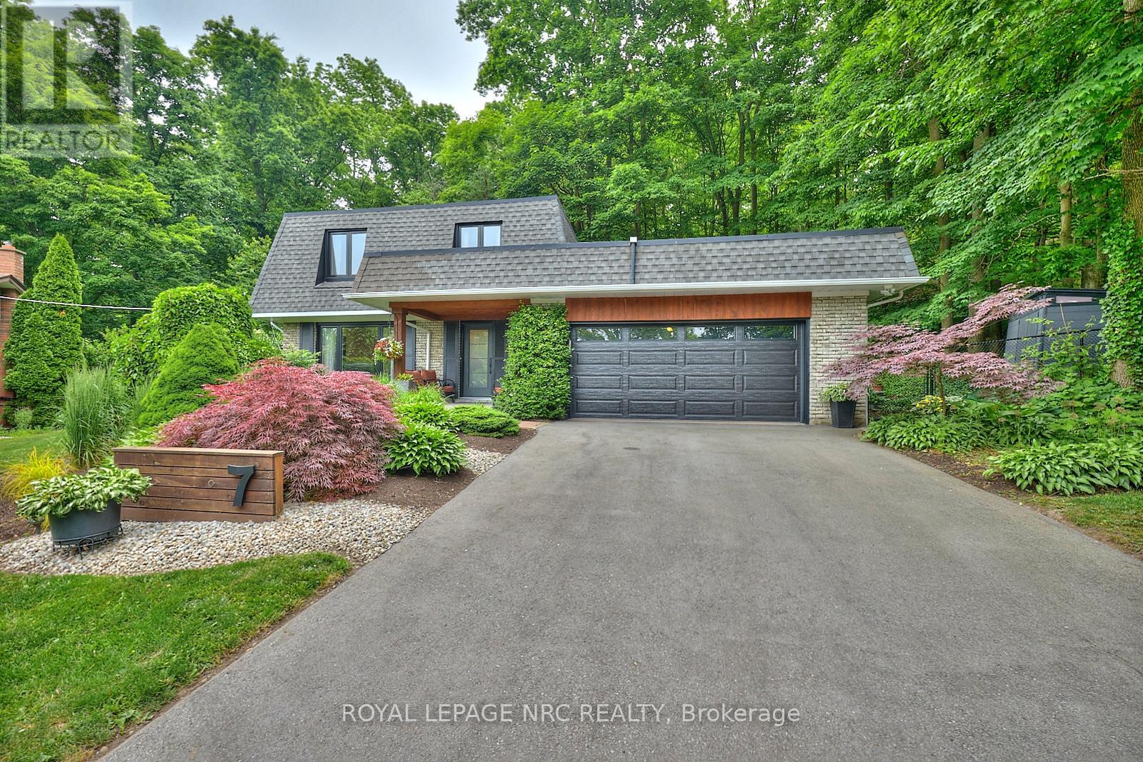 Property at 7 CAMELOT COURT image 1