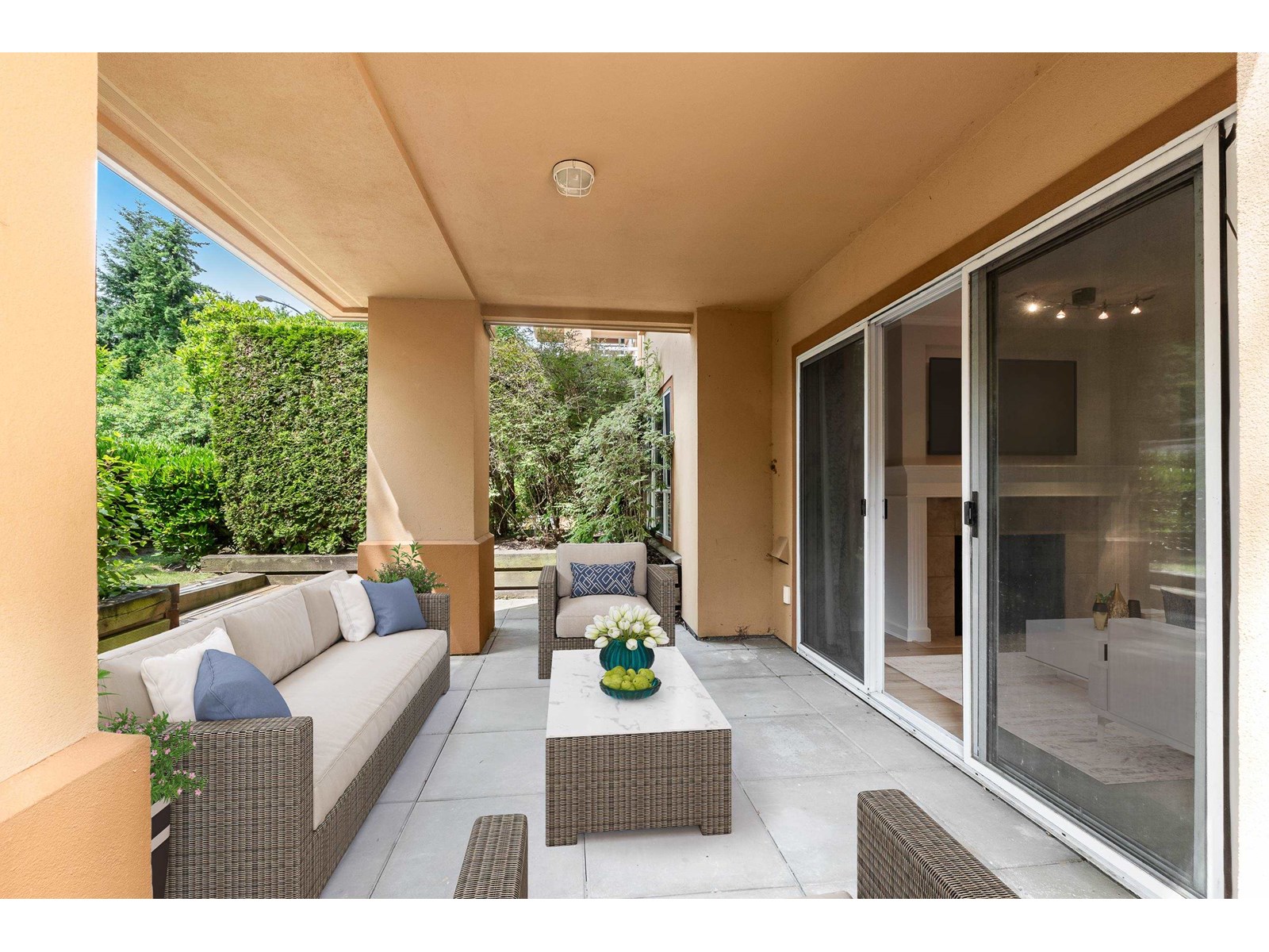 109 15155 22 AVENUE, Surrey, British Columbia