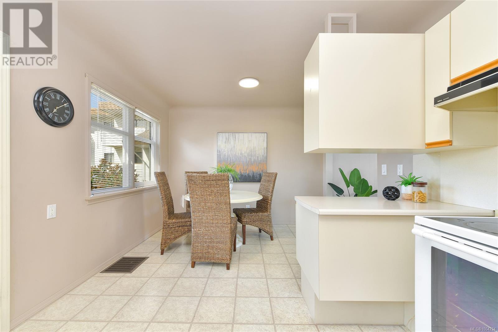 Property at 3180 Davin St image 1
