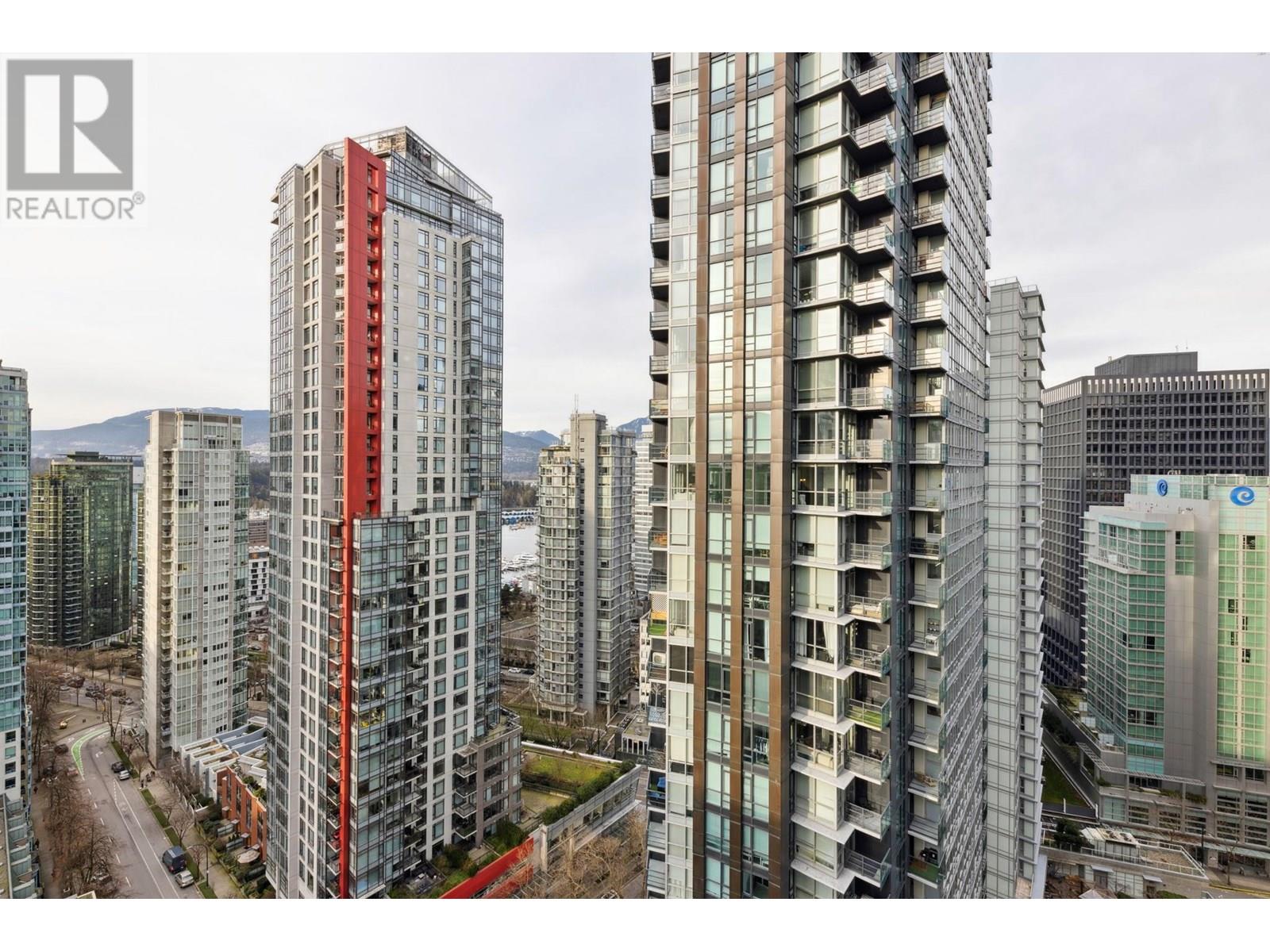 Listing Picture 4 of 31 : 2702 1166 MELVILLE STREET, Vancouver / 溫哥華 - 魯藝地產 Yvonne Lu Group - MLS Medallion Club Member
