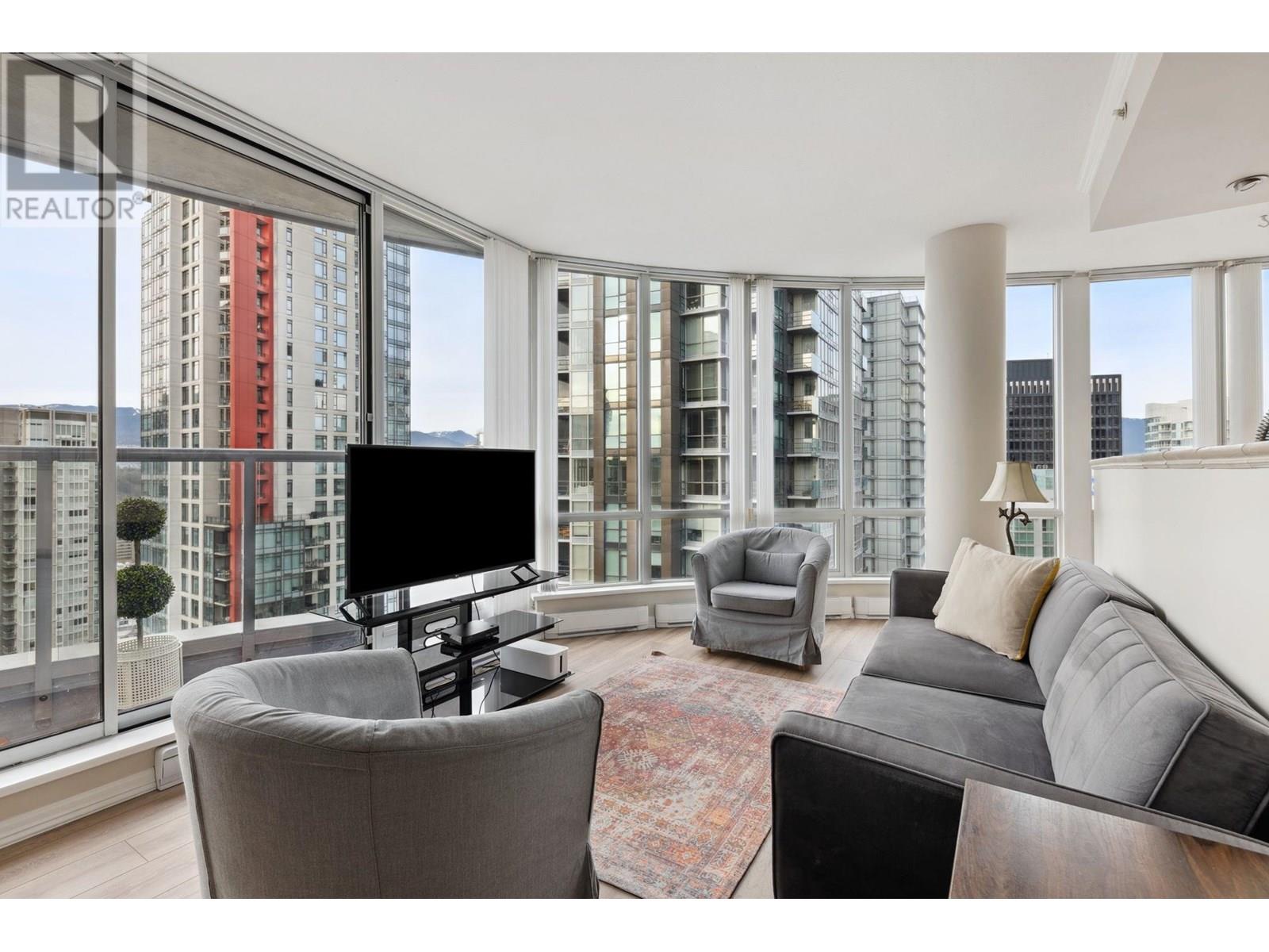 Listing Picture 2 of 31 : 2702 1166 MELVILLE STREET, Vancouver / 溫哥華 - 魯藝地產 Yvonne Lu Group - MLS Medallion Club Member